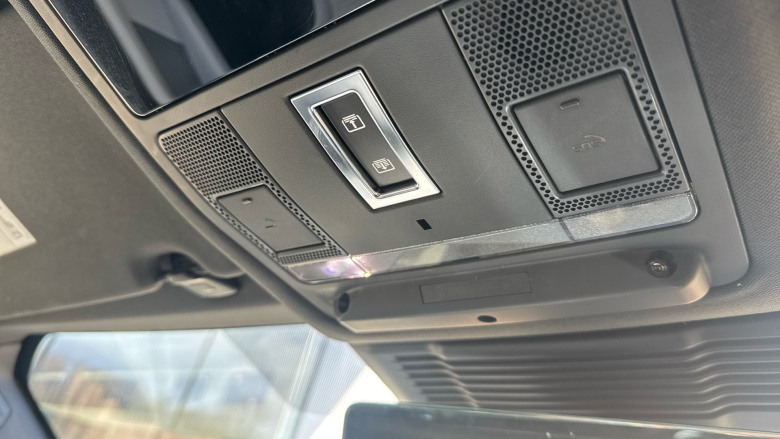 Land Rover Discovery Sport 1.5 P300e Urban Edition 5dr Auto [5 Seat] Station Wagon